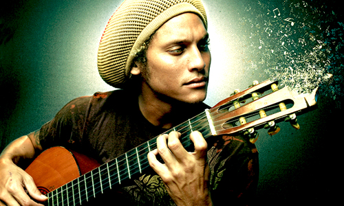 Можно ли научиться играть на гитаре по самоучителю или видеоурокам?