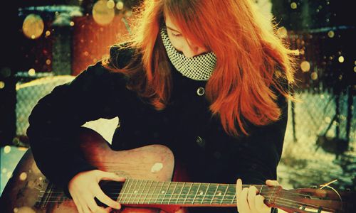 Научиться играть на гитаре легко в Школе гитары Serenada